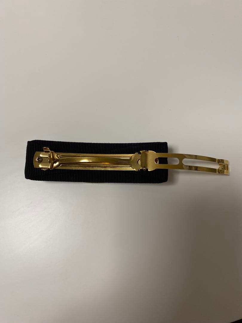 サルバトーレフェラガモ　バレッタ　ブラック×ゴールド