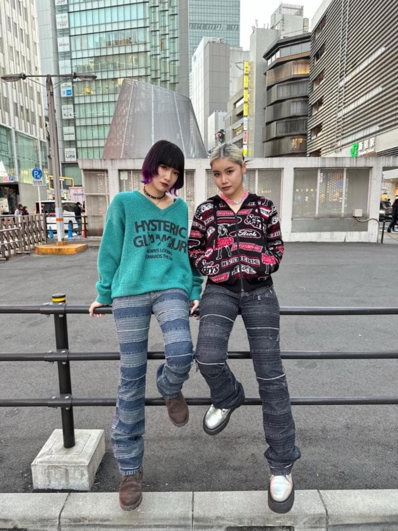 ヒステリックグラマー FANTASTIC BOX柄ジャカード ショート丈パーカー