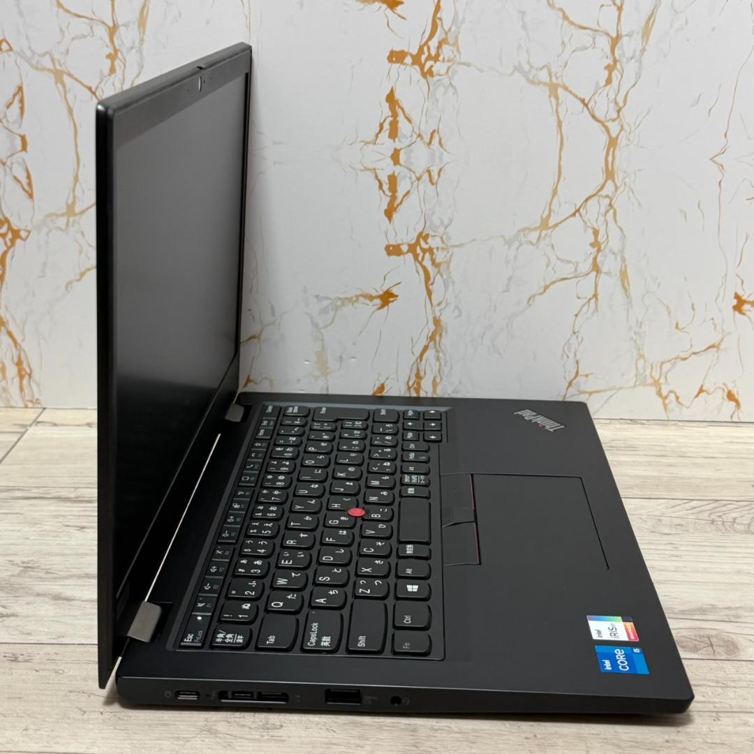Lenovo ThinkPad ノートPC第11世代 i5 8GB SSD256
