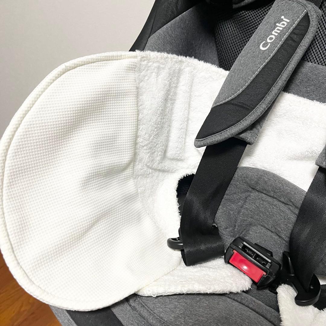 【極美品】コンビクルムーヴスマート チャイルドシート　isofix クルムーブ
