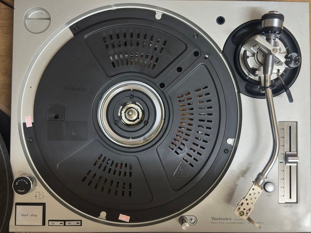 TECHNICS SL-1200MK3D ターンテーブル1台