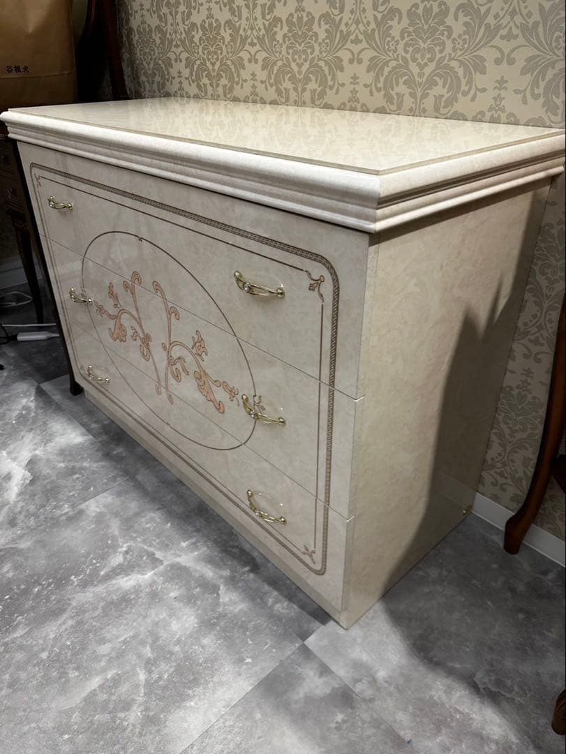 サルタレッリ フローレンス ワイドチェスト アイボリー