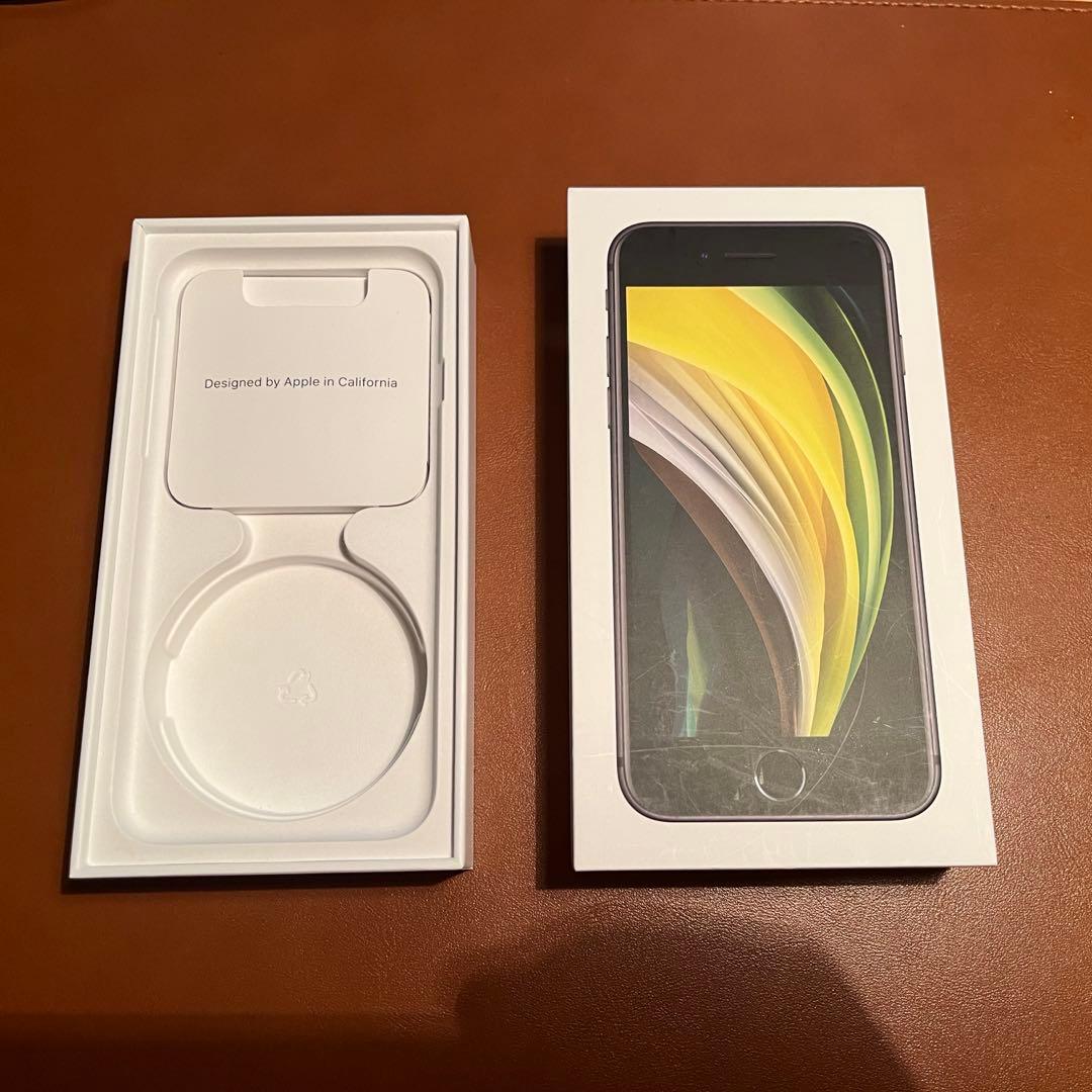 iPhone SE 第2世代 64GB ブラック バッテリー92%