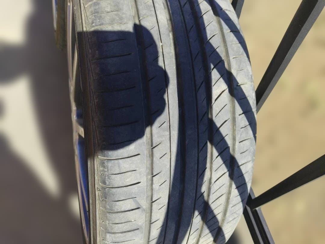 STI 18インチ シルバー ホイールセット