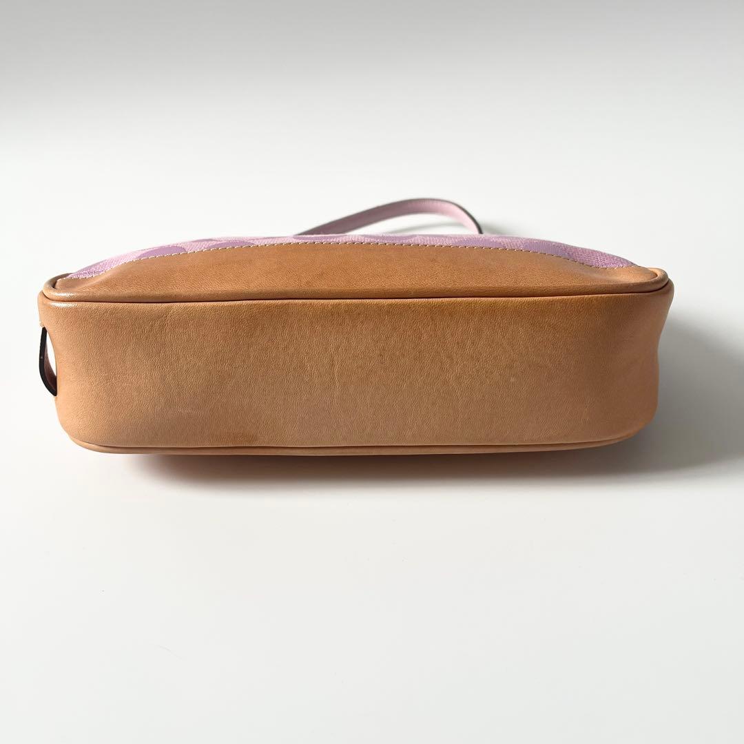 コーチ　アクセサリーポーチ　シグネチャー　キャンバス　レザー　ピンク　ベージュ