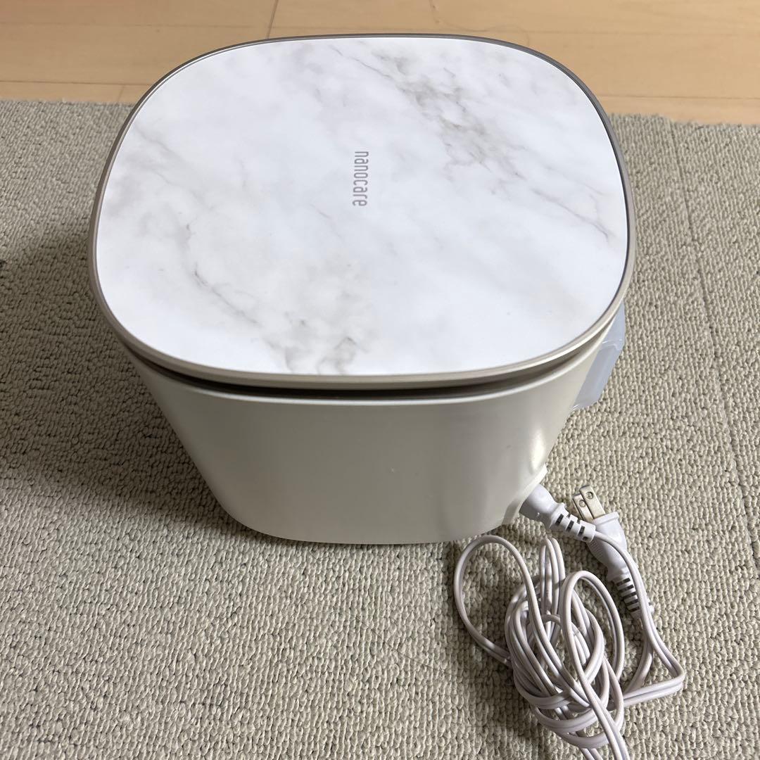 美品　Panasonic 美顔スチーマー　ナノケア