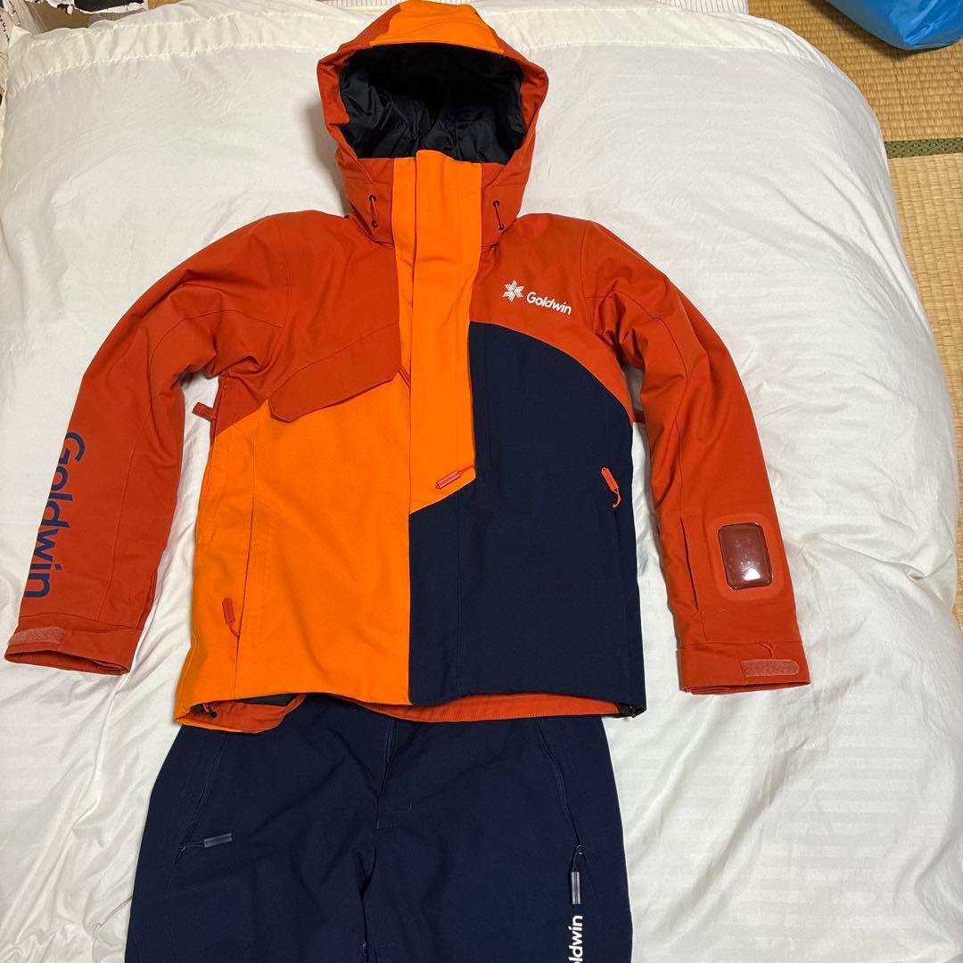 ゴールドウィン　スキーウェア