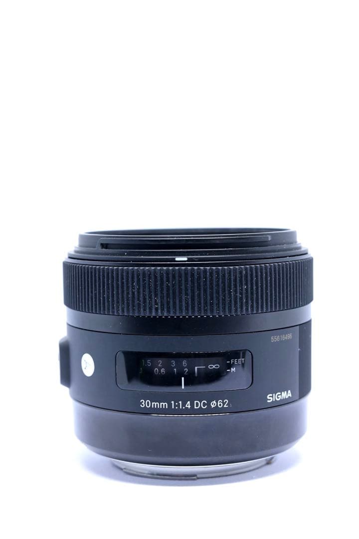 シグマ30mm F1.4 DC HSM (キヤノンEF-S用)