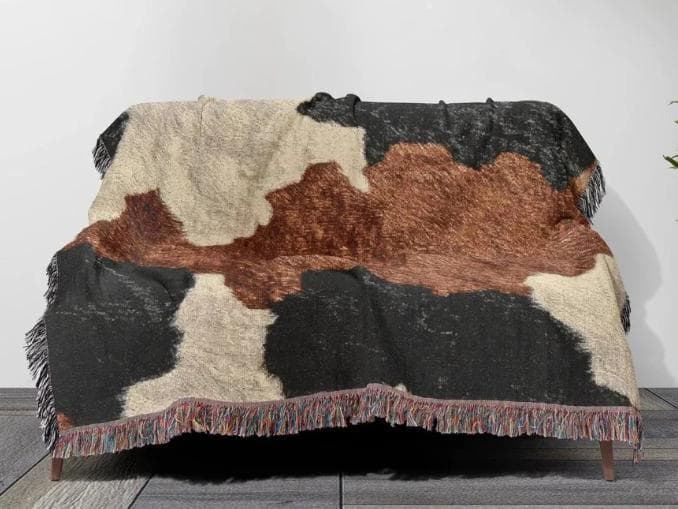 【新品未使用未開封】牛柄フリンジ付き毛布