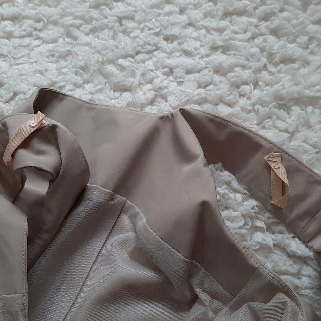 フォクシーニューヨーク ノースリーブ ワンピース べーシュ　ボタン　40 L　A