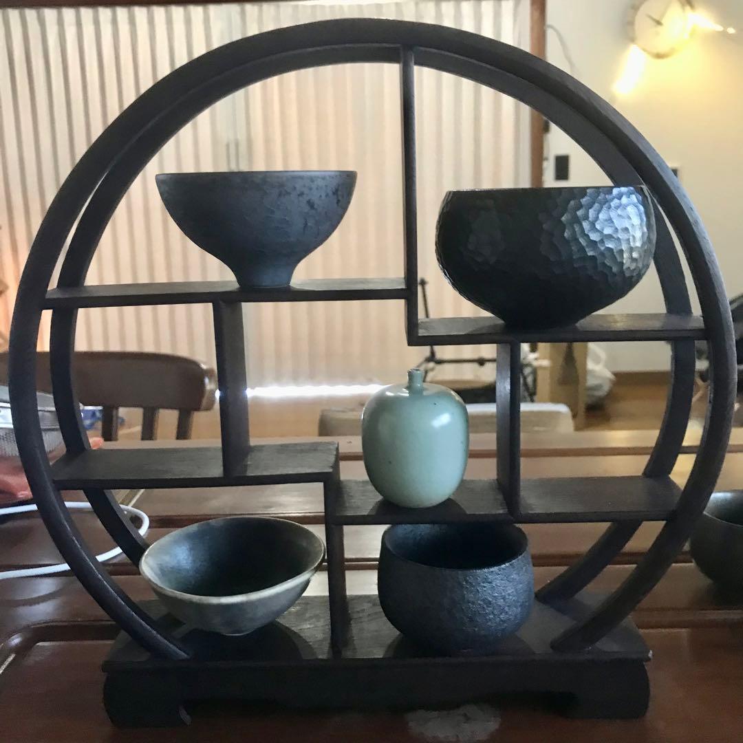 アンティークな飾り棚3点セット、茶器、お猪口、ぐい呑、一輪挿