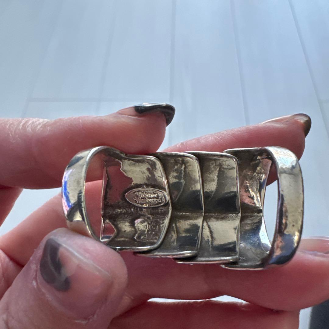 ヴィヴィアンウェストウッド　アーマーリング