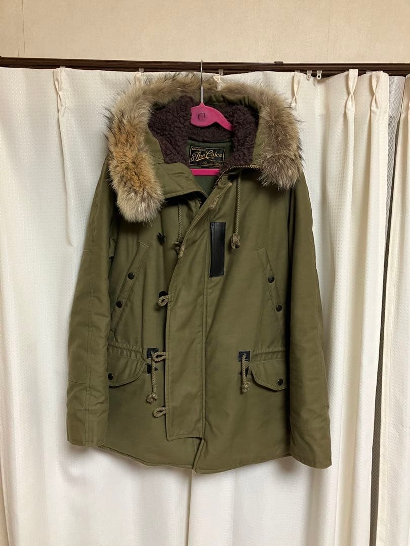 極美品　The Calee ミリタリージャケット リアルコヨーテファー