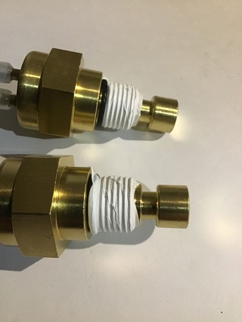 DR30/FJ20/日産/スカイライン/ラジエーターファンスイッチ/2個