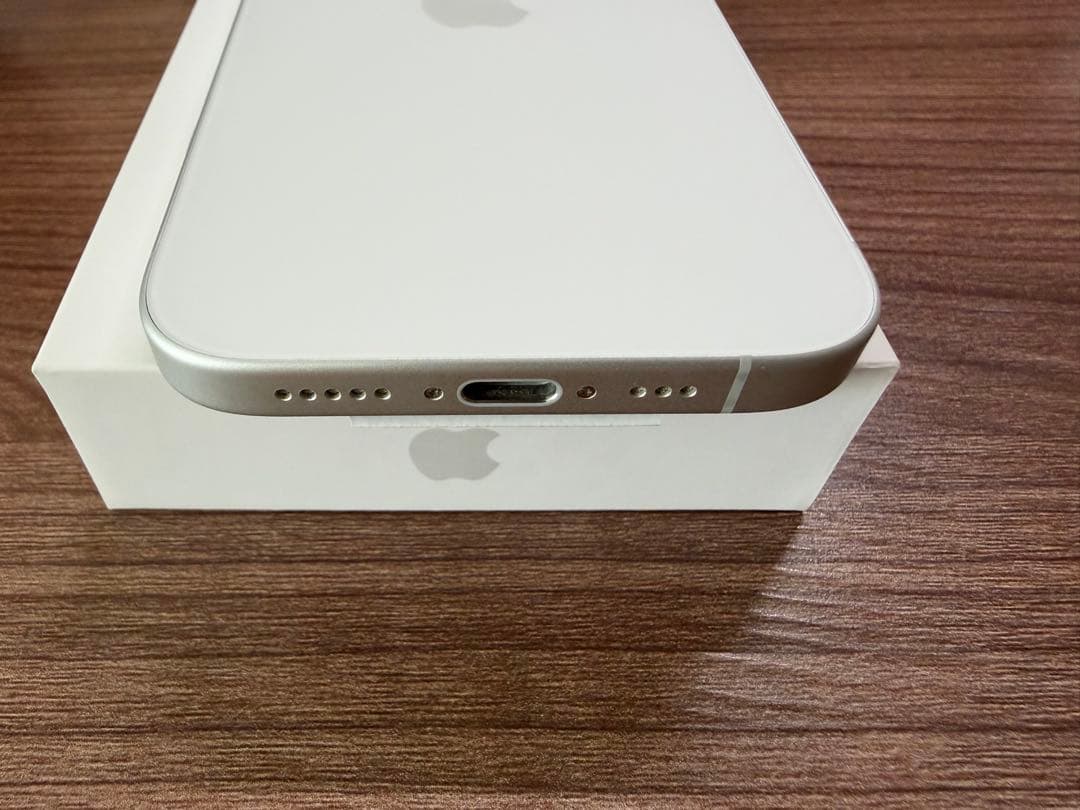 iphone 16 256gb ホワイト SIMフリー