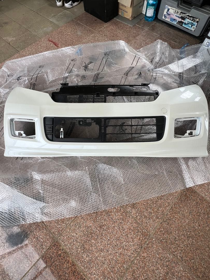 JF1-JF2 NBOXホワイト フロントバンパー NH624P