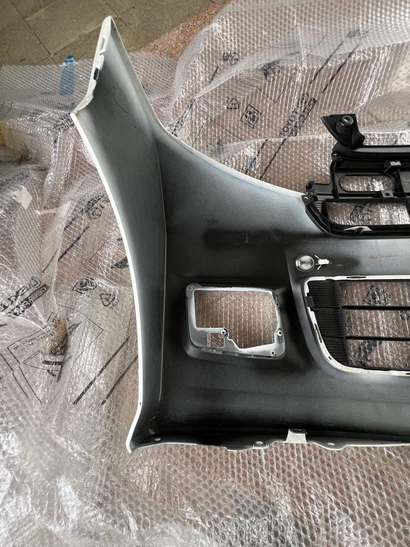 JF1-JF2 NBOXホワイト フロントバンパー NH624P