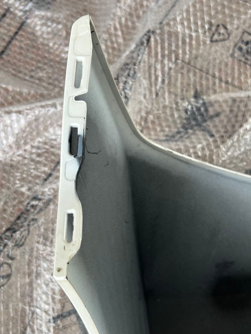 JF1-JF2 NBOXホワイト フロントバンパー NH624P