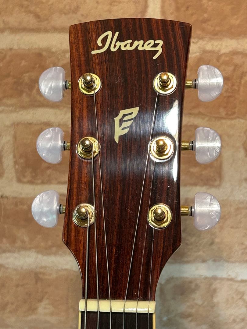 アイバニーズ・エレクトリックアコースティックギター(マホガニーボディー)