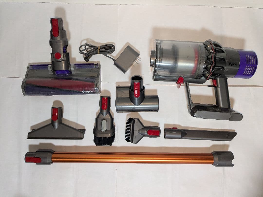 【35分稼働】ダイソン掃除機V10　SV12　フルセット　稼働品　②