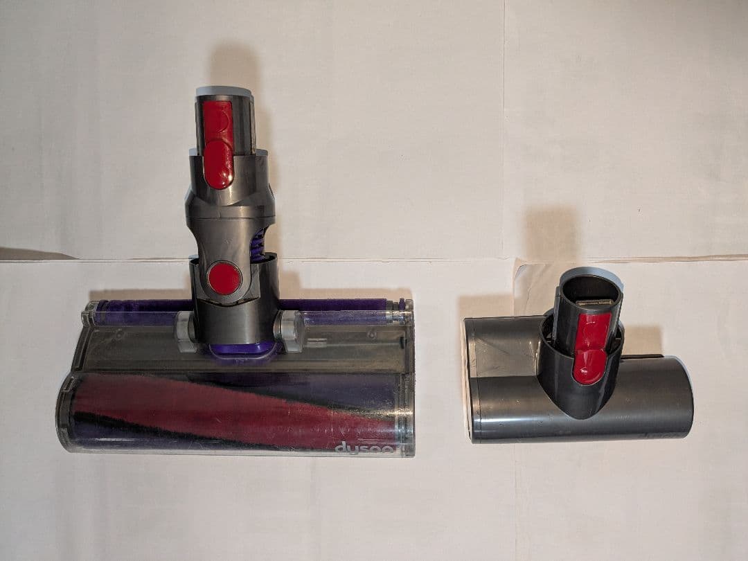 【35分稼働】ダイソン掃除機V10　SV12　フルセット　稼働品　②