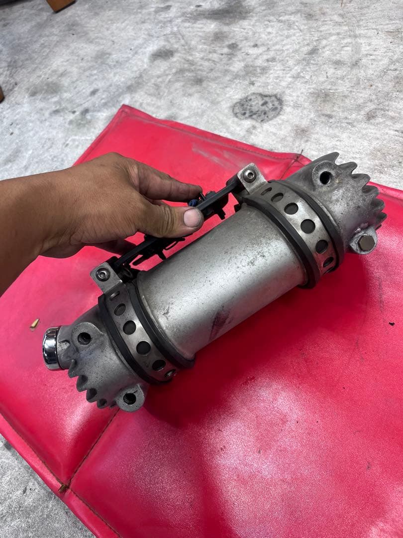 ハーレー　オイルタンク　カスタム　チョッパー　ショベル　エボ　パン