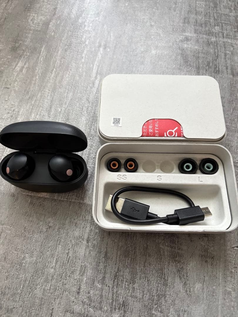 ジャンク品SONY 1000XM5 ワイヤレスイヤホン