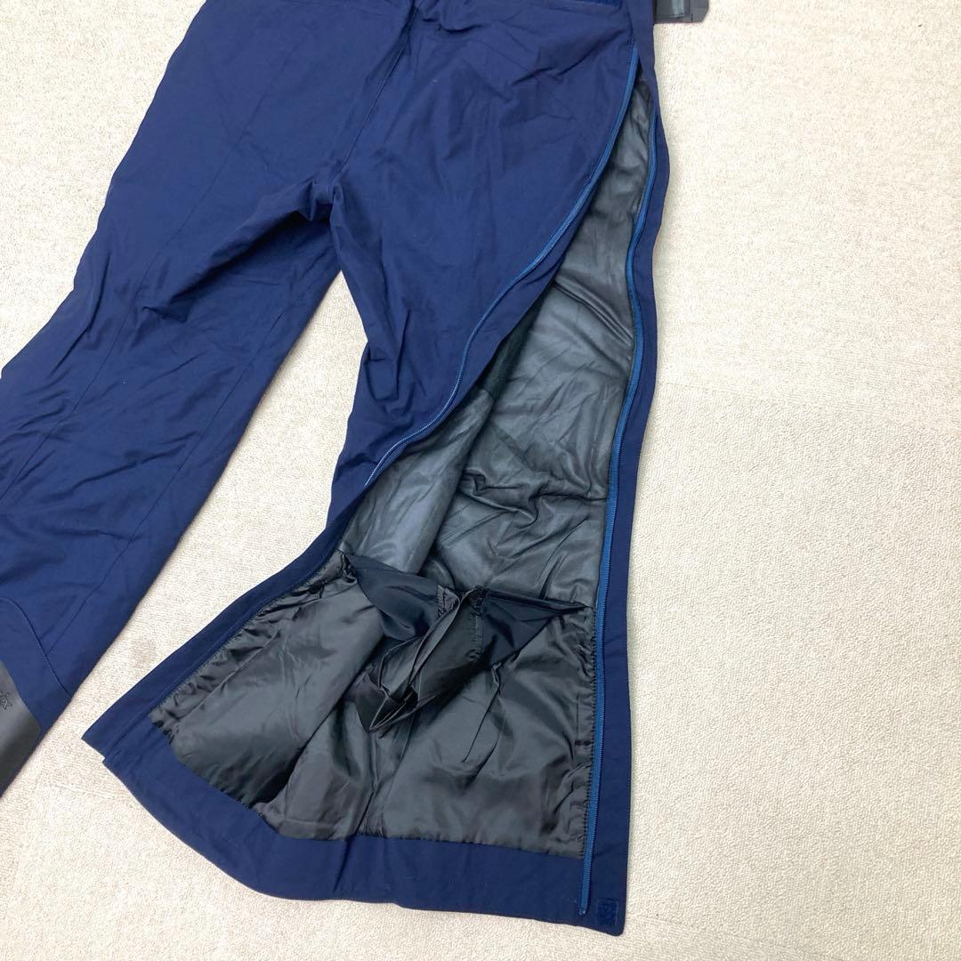 新品　phenix スキーウェア　Mサイズ パンツ　ネイビー　ストレッチ　保温