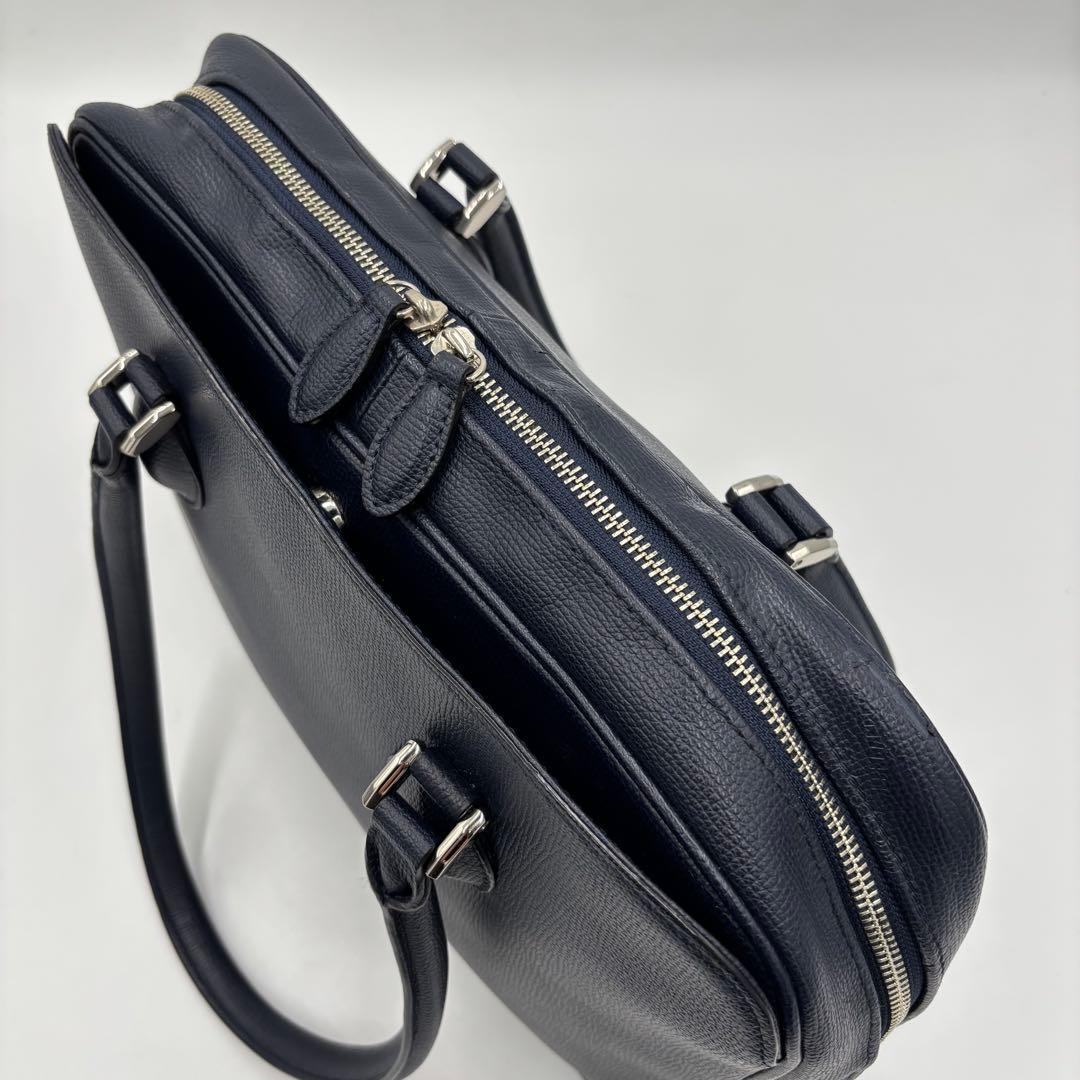 土屋鞄ツチヤカバン レザーブリーフケース ビジネスバッグ A4 肩掛け ネイビー