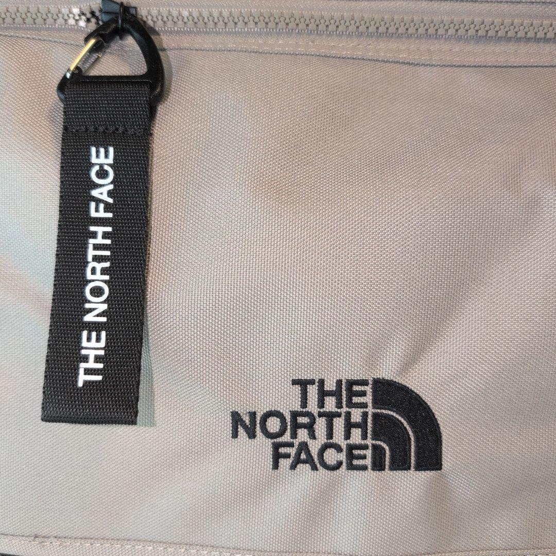 新品 ノースフェイス / ホワイトレーベル メッセンジャーバッグ L ベージュ
