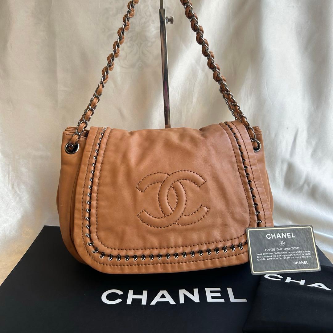 CHANEL(シャネル)チェーンショルダーバッグ　キャメルブラウン