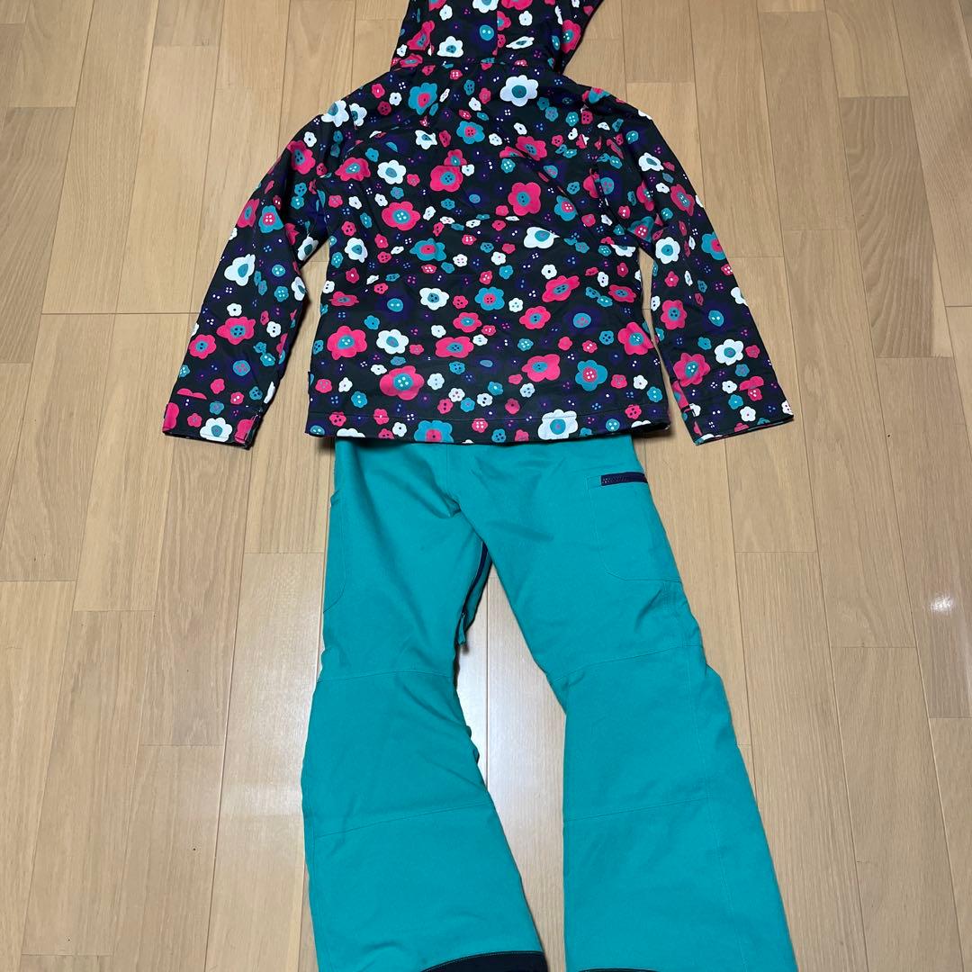 子ども用スノーボードウェア（花柄）