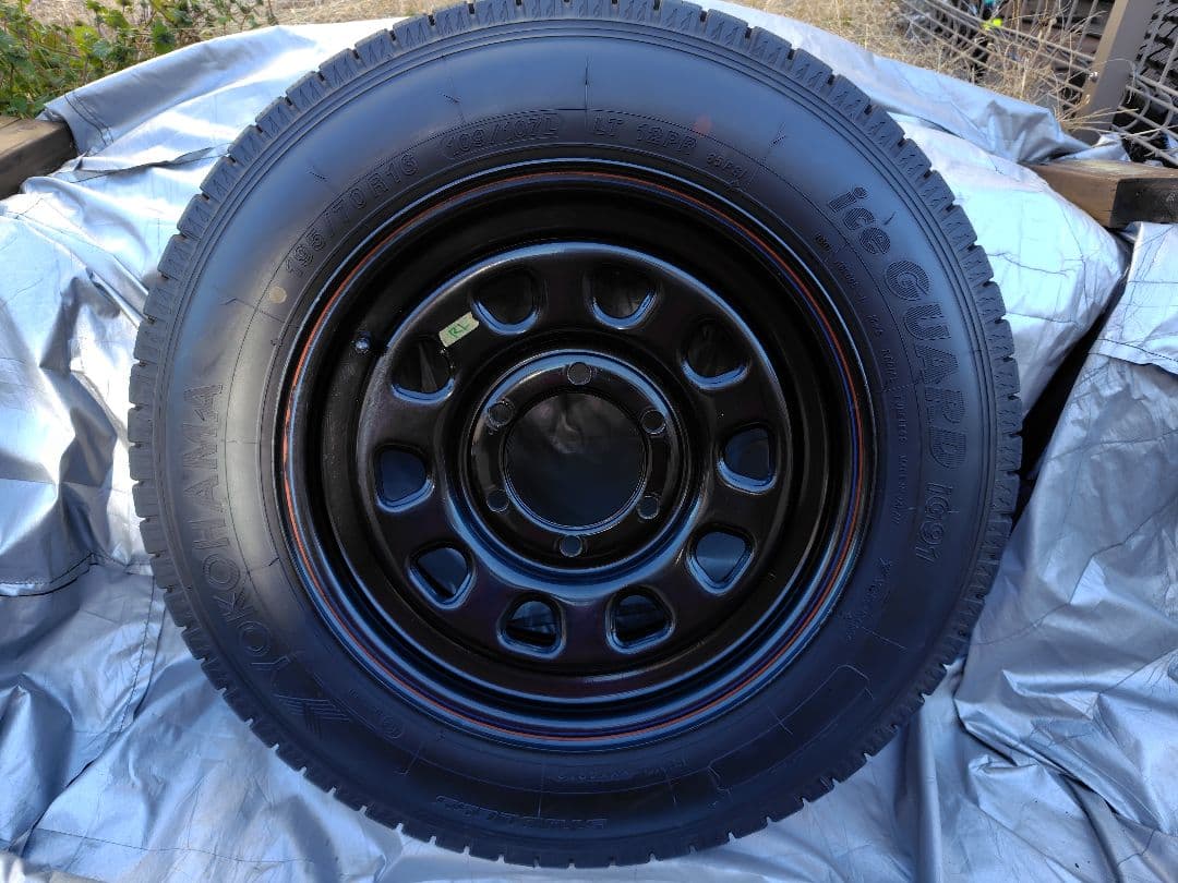 ハイエース/カムロード 16インチ鉄ホイール＋ヨコハマスタッドレス 4本セット