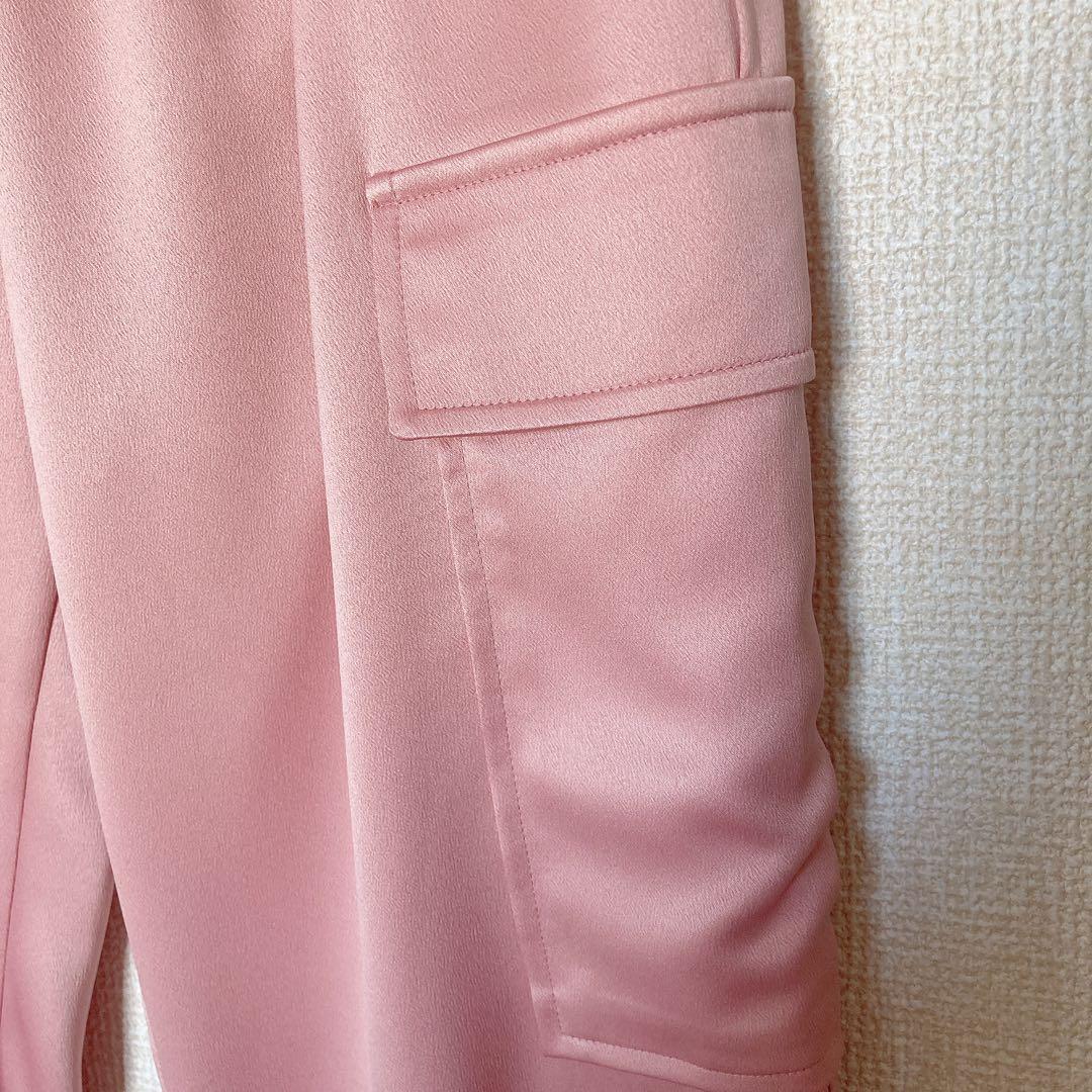 【新品未使用】マチャット macchat サテンカーゴパンツ　ピンク