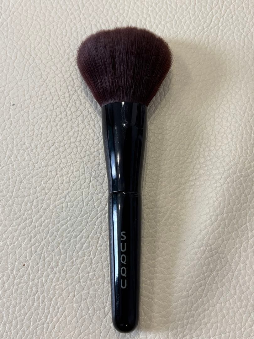 SUQQU フェイスパウダーブラシ