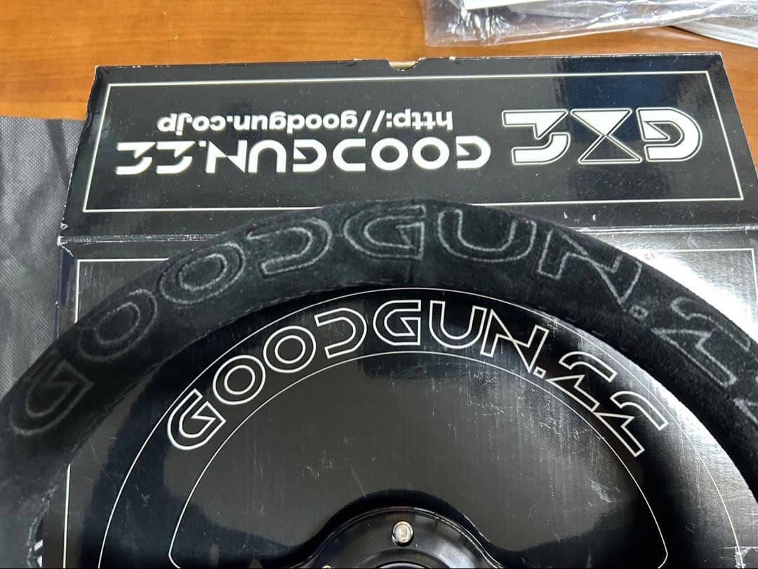 グットガンレーシング ディープコーンステアリング