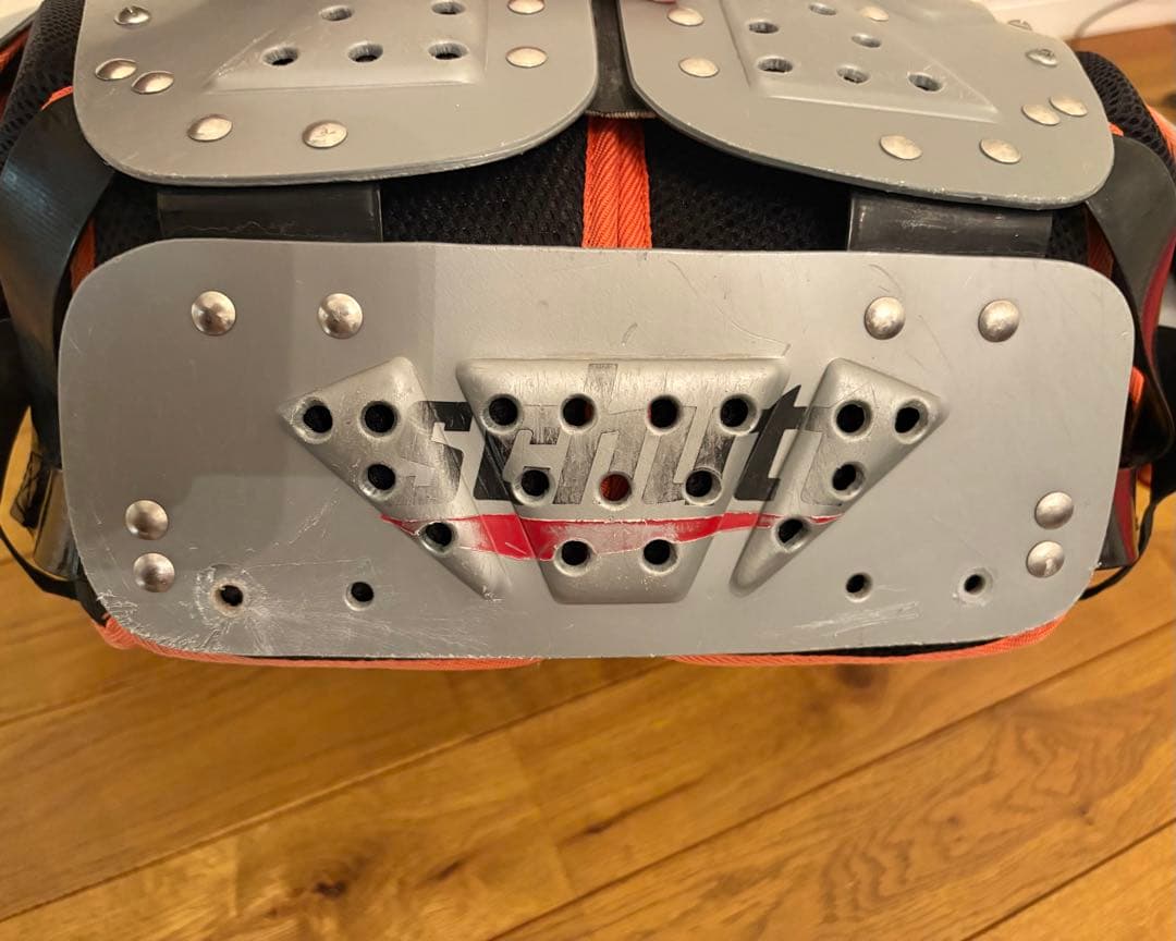 ショルダーパッド アメフト　schutt