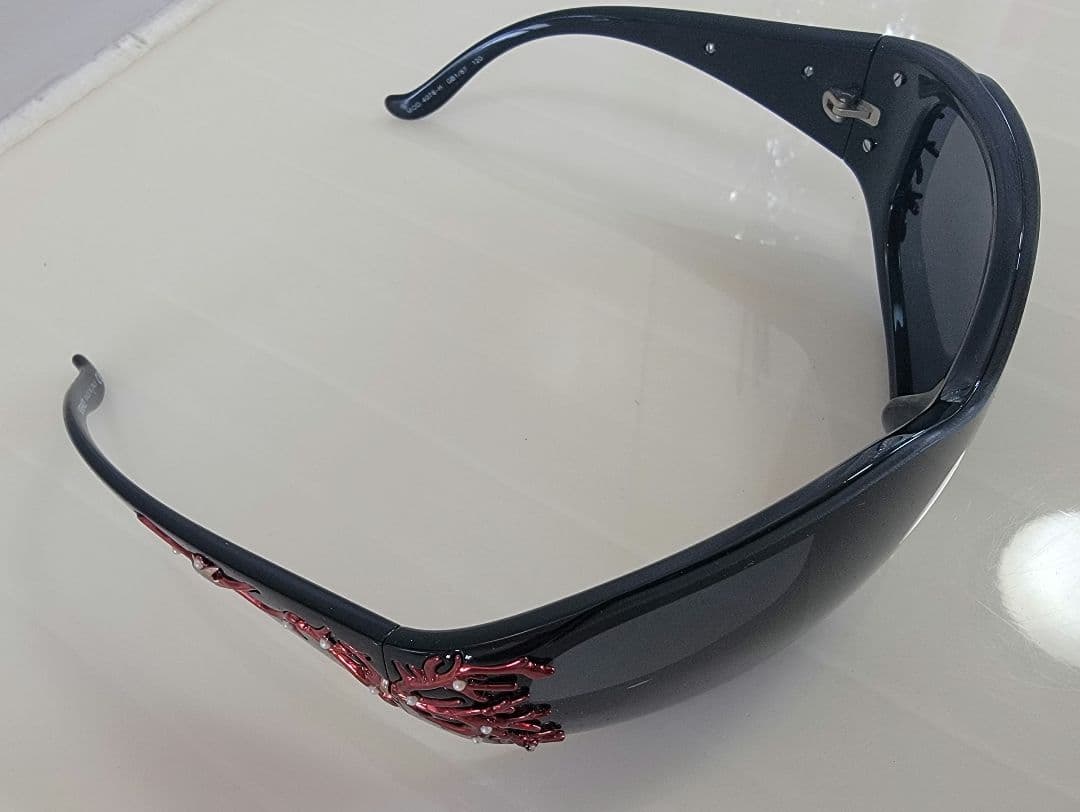 Versace ヴェルサーチェ ブラックサングラス ケース付き