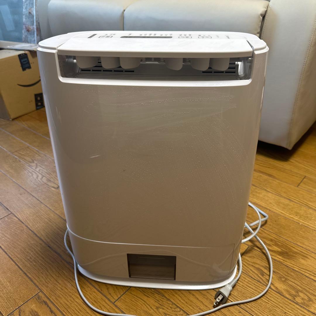 除湿機 ボタン式操作 電源コード付き