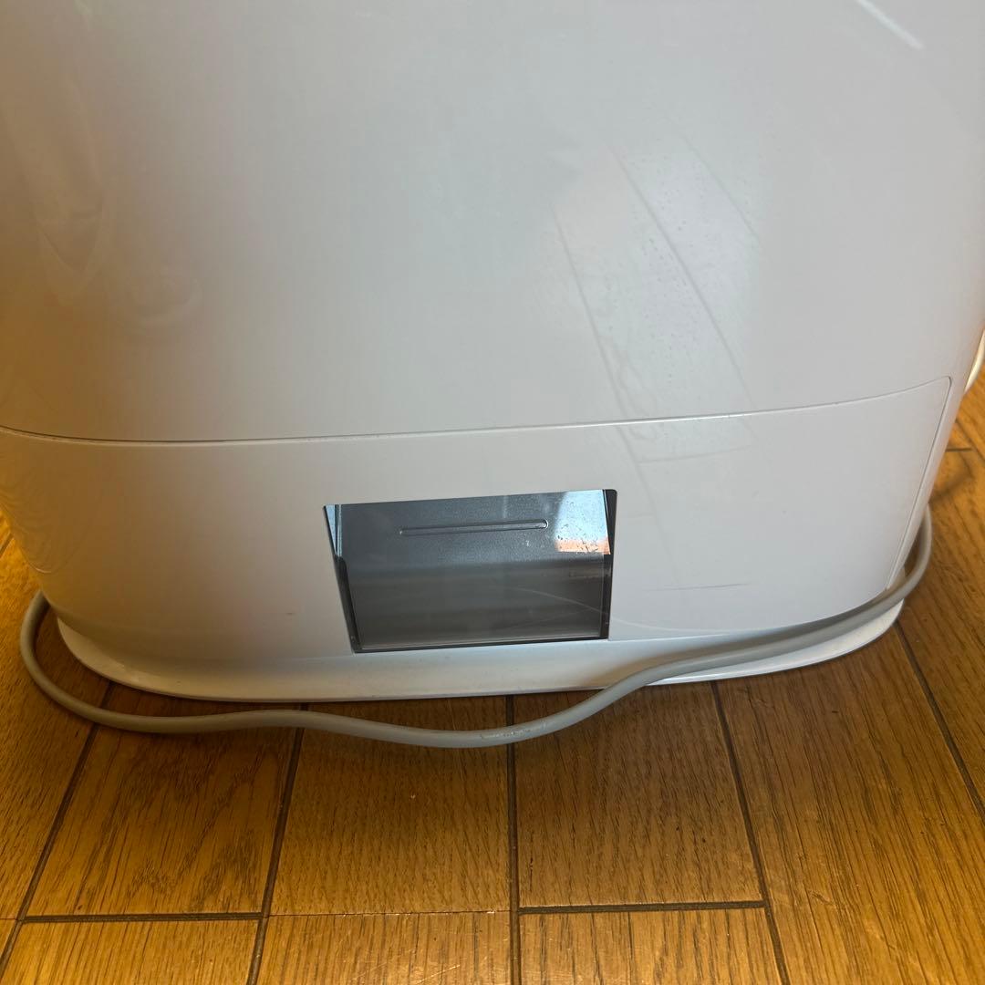 除湿機 ボタン式操作 電源コード付き