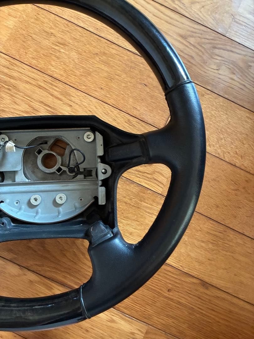 リ*ー様 VOLVO ボルボ　ウッド・レザーコンビハンドル