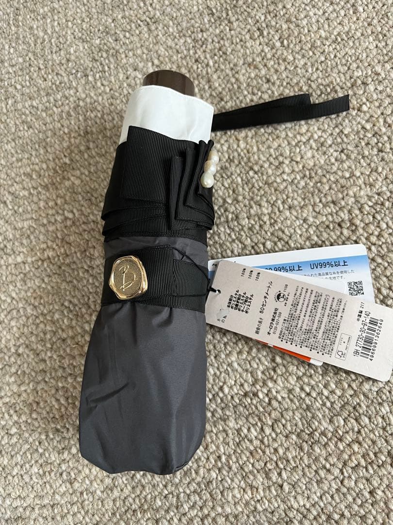 新品　未使用　ビューランス　Beaurance 折りたたみ　日傘
