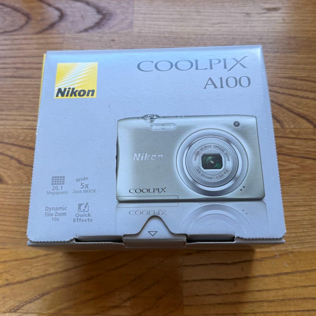 Nikon COOLPIX A100 デジタルカメラ シルバー 光学5倍