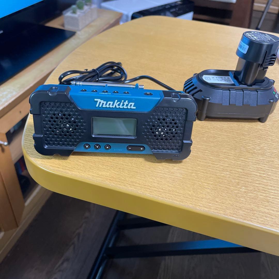 マキタラジオMR051セット