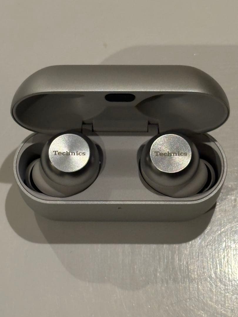 b*e様 Technics EAH-AZ100 ワイヤレスイヤホン シルバー