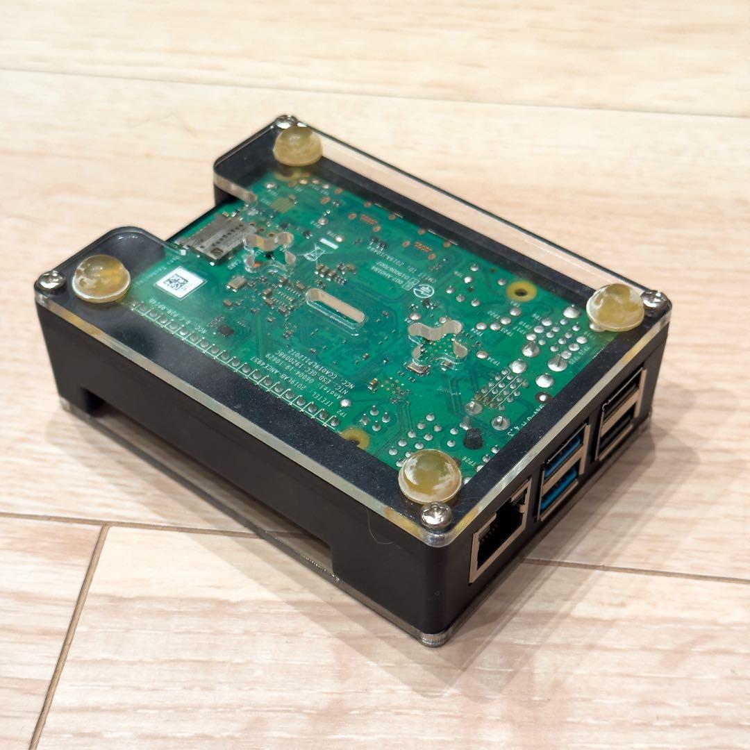 サーバー Raspberry Pi 4 Model B 4GB