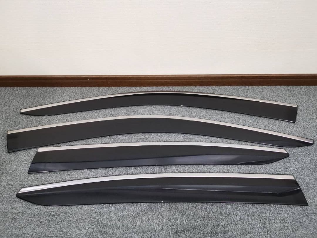 トヨタ純正　80ハリアー　サイドバイザー