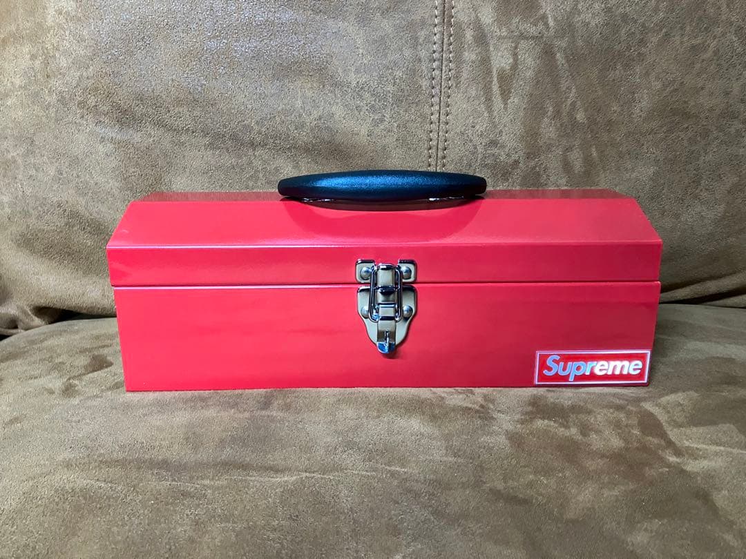 supreme l toolbox 工具箱