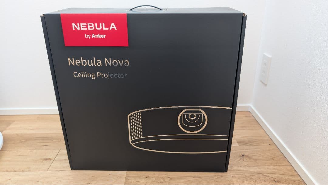 【美品】Anker Nebula Nova 天井プロジェクター　箱付属品あり