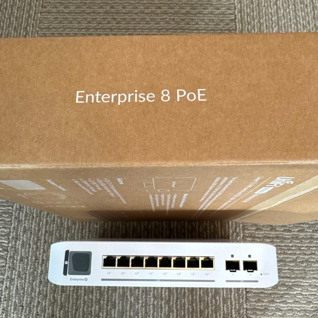 UniFi Enterprise 8 PoE / Ubiquiti ※おまけ付き